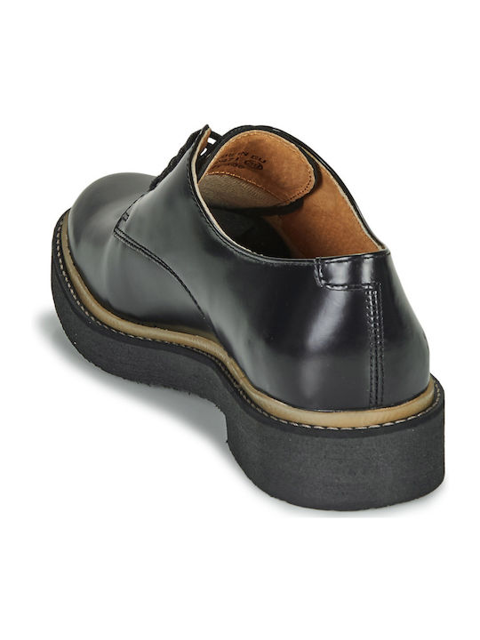 Kickers