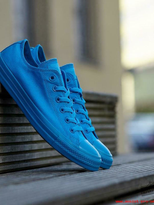Chuck Taylor All Star Monochrome Sneakers Spray Paint Blue