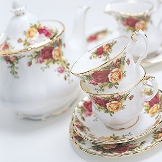 Royal Albert Country Roses Πιάτο Γλυκού από Πορσελάνη Πολύχρωμο με Διάμετρο 16cm