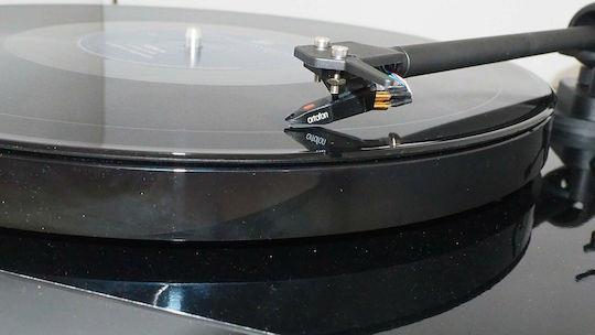 Pro-Ject Audio E1 Pick-Up cu Preamp Negru