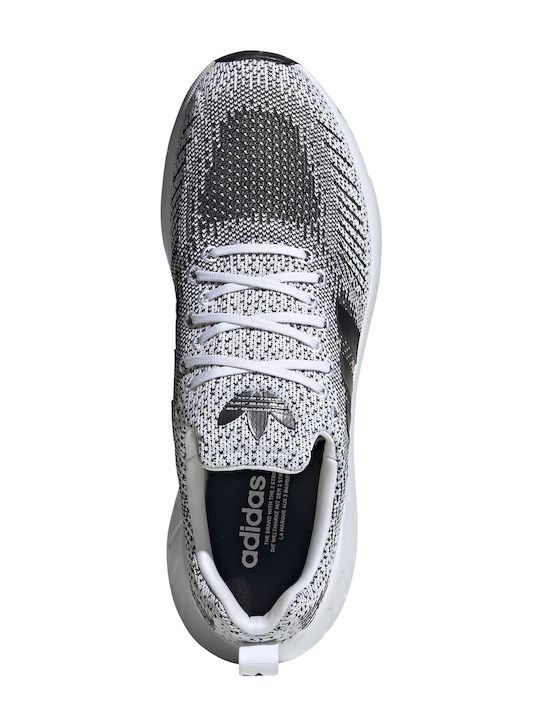 Swift Run 22 Sneakers Cloud White / Core Black