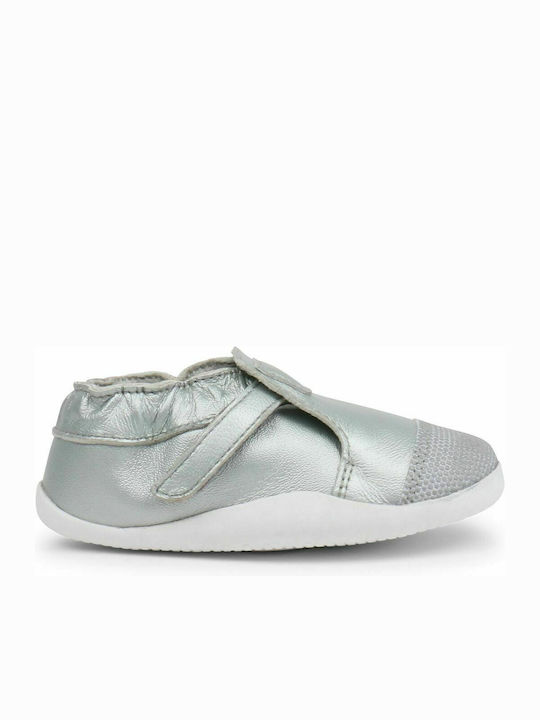 Bobux Βρεφικά Sneakers Αγκαλιάς Ασημί Step Up Xplorer