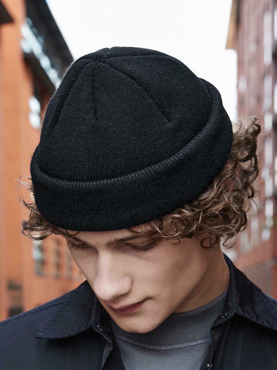 Beanie Beanie with Rib Knit in Black color