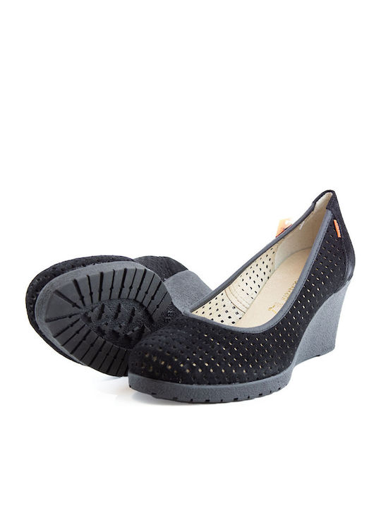 Leather Black Medium Heels