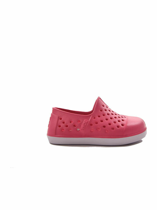 Toms