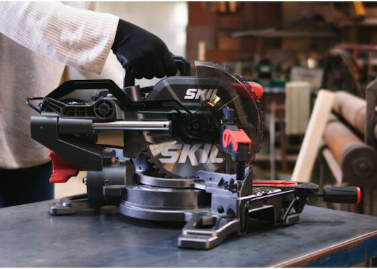 Skil 1310 AA Miter Saw Electric Sliding with Power 1600W, Laser Guide, Cutting Disc Diameter 216mm & Cutting Speed 4700rpm