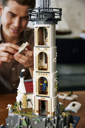 LEGO Ideas Motorized Lighthouse For Age 18+
