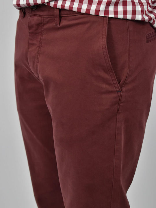 Hose Chino in Enger Passform Burgundisch