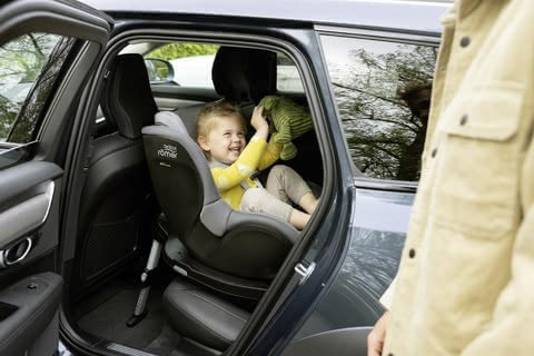 Britax Romer Dualfix M Baby Car Seat i-Size with Isofix Midnight Grey 0-18 kg