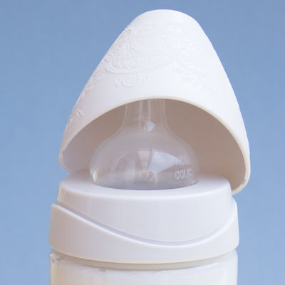 Suavinex Plastic Bottle Haute Couture Anti-Colic with Silicone Nipple for 0+, 0+ m, months White 270ml 1pcs