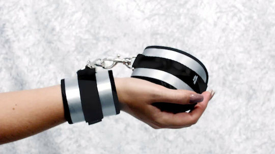 Fifty Shades of Grey Totally His Handcuffs in Silver Color