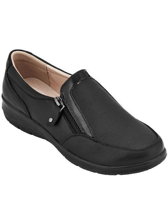 B-Soft Women's Moccasins in Black Color