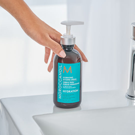Moroccanoil Κρέμα Μαλλιών Hydration για Διαμόρφωση με Ελαφρύ Κράτημα κατά του Φριζαρίσματος 300ml