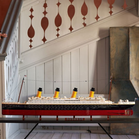LEGO Icons Titanic Für 18+ Jahre 9090 Stück