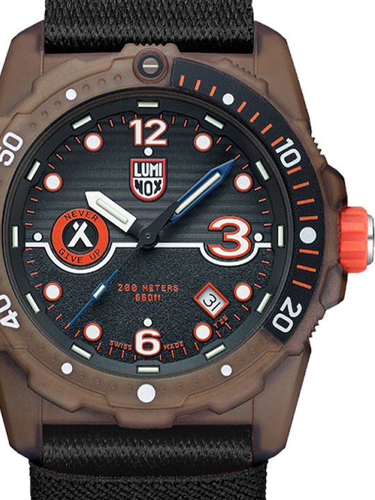 Luminox Bear Grylls Survival Uhr Batterie mit Stoffarmband Luminox Bear Grylls Survival Uhr Batterie mit Stoffarmband