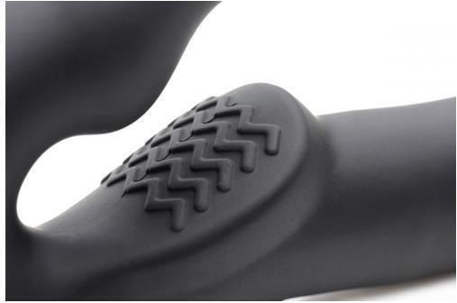 Strap U Evoke Rechargeable Vibrating Strapless Strap-On Strapless Strap On with Dildo 24.1cm with Vibration in Black Color