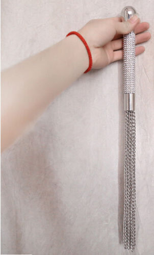 Naughty Toys Peitsche Fetisch Metallic Peitsche mit Ketten & Diamanten 44cm