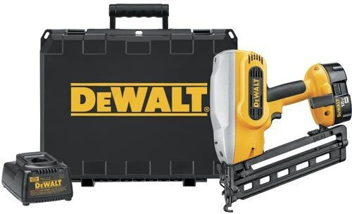 DEWALT Battery Brad Nailer Gun DC618KA 18V 2x2.4Ah for Nails