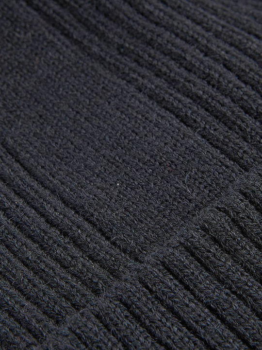 Verde Beanie Beanie with Rib Knit in Black color