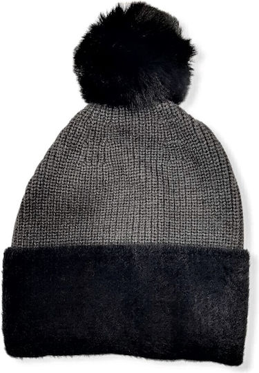 Pom Pom Beanie Beanie Knitted in Black color