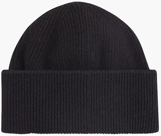 Beanie Beanie Knitted in Black color