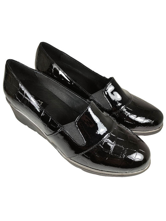 Mocasini de damă din piele G&B 804 Negru Croco patent leather