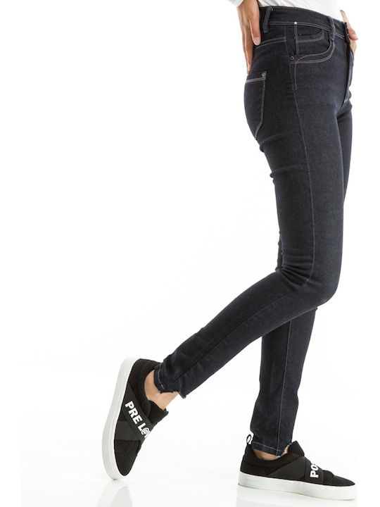 Damenjeans mit Rissen in Schlanker Passform