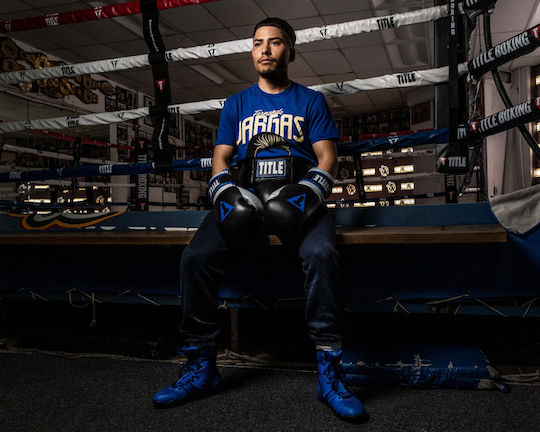 Title Boxing Platinum Perilous Mănuși de box din piele naturală pentru competiție negre