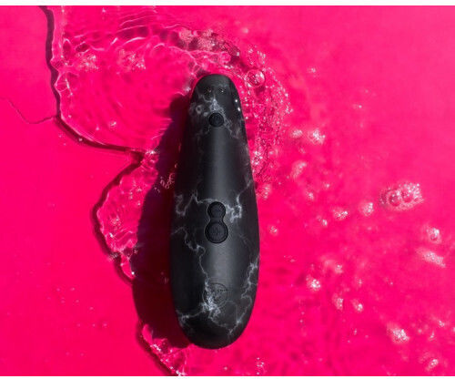 Womanizer Marilyn Monroe Αναρροφητής Αιδοίου με Δόνηση Special Edition Black Marble​