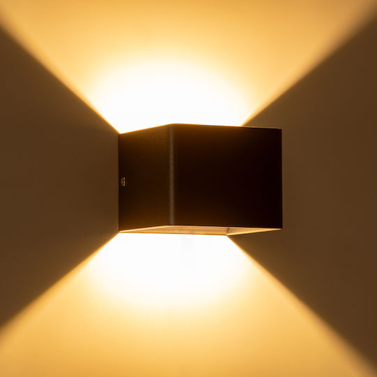 GloboStar Circoa Επιτοίχια Εξωτερική Πλαφονιέρα LED IP44 10W με Θερμό Λευκό Φως Διπλής Δέσμης 10x8x10εκ.