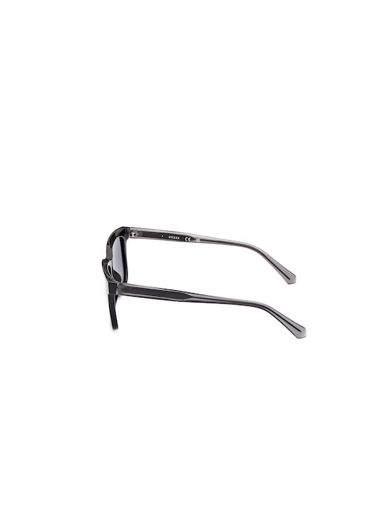 Guess Sonnenbrillen mit Schwarz Rahmen und Schwarz Verlaufsfarbe Polarisiert Linse GU00050 01D
