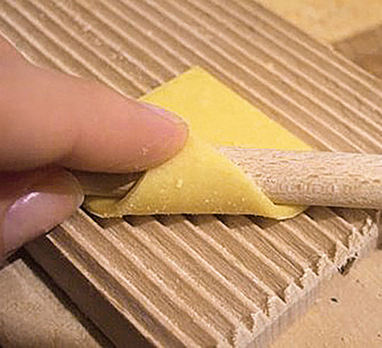 Kuchenprofi Wooden Kitchen Rolling Pin Set with Baking Mold 18cm 2 Pieces
