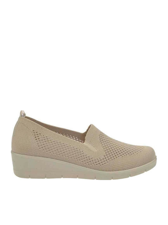 Anatomic Women's Slip-Ons Beige