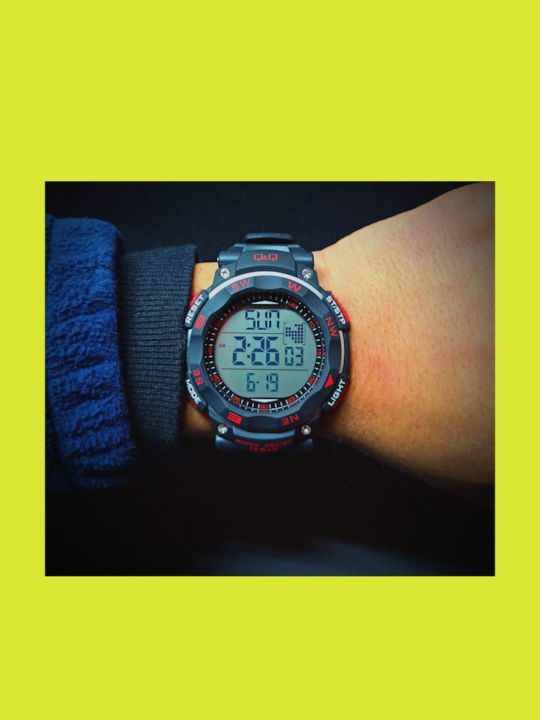Q&Q Digital Men's Watch 50.6mm Battery with Black Rubber Strap