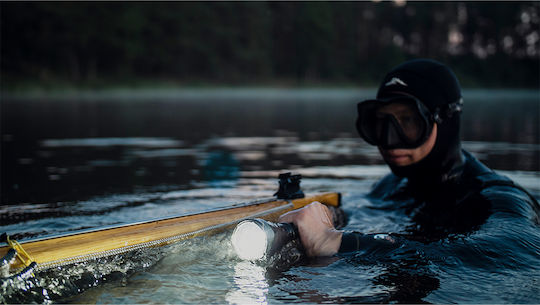 Armytek Lanternă LED IP68 cu Luminozitate Maximă 1850lm Barracuda Pro
