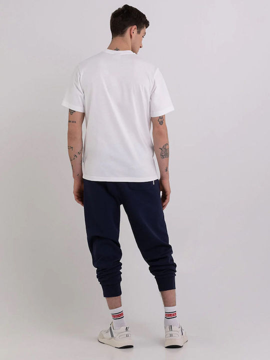T-shirt White