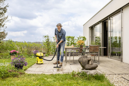 Karcher WD 3-18 Rechargeable Vacuum Wet / Dry Without Charger and Battery with Plastic Bin 17lt