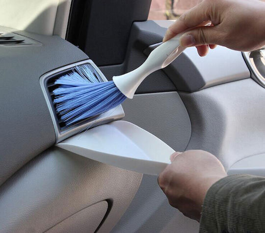 Brush Cleaning for Interior Plastics - Dashboard Car with Farasi