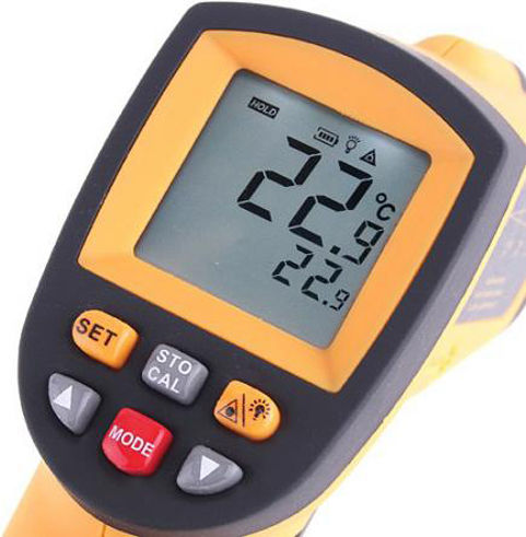 Benetech GM900 Termometru cu infraroșu pentru temperaturi de la -50°C până la 900°C cu Raport de Distanță 12:1