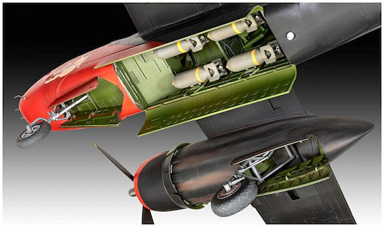 Revell B-26C Invader Modeling Figure Airplane 259 Pieces in Scale 1:48