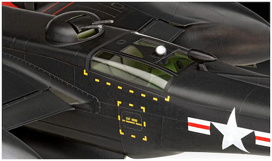 Revell B-26C Invader Modeling Figure Airplane 259 Pieces in Scale 1:48
