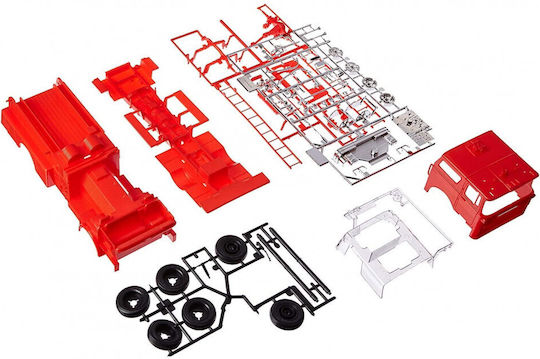 Revell Mack Fire Pumper Modeling Figure Truck in Scale 1:32