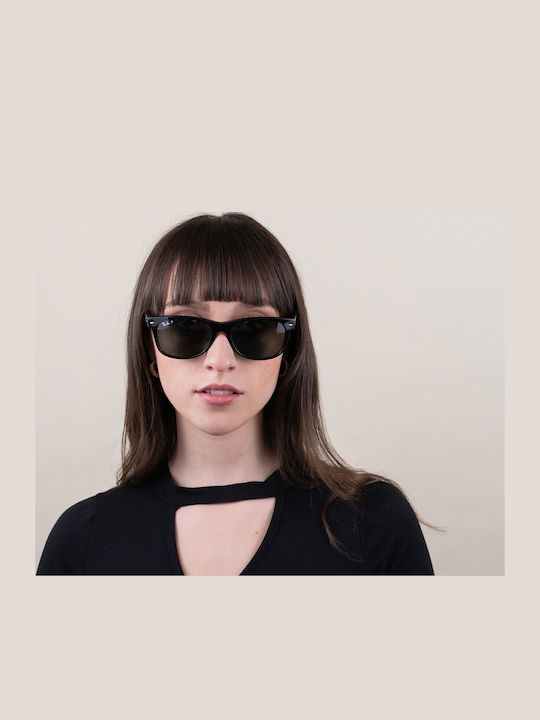 Ray Ban Wayfarer Unisex Sunglasses with Brown Tartaruga Plastic Frame and Brown Lens RB2132 902L