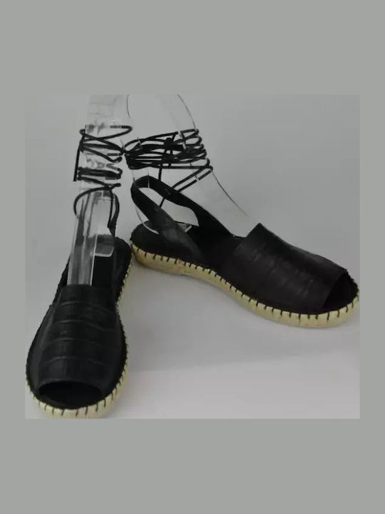 Women's Flat Sandals in Black Color
