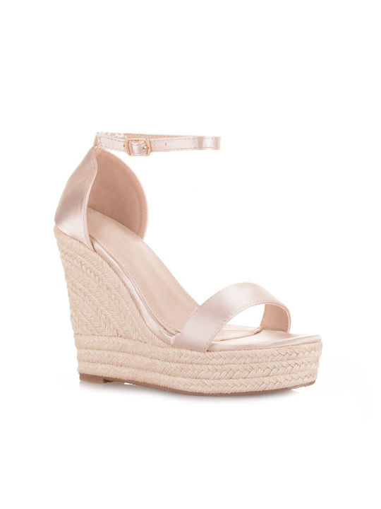 Famous Shoes Летни дамски платформи Beige Gold