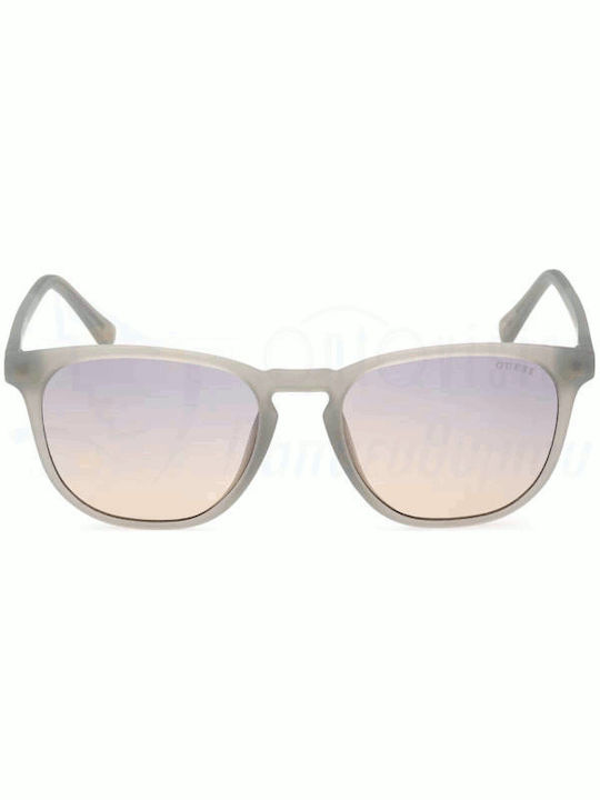 Guess Guess Women's Sunglasses with White Horn-Rimmed Frame and Grey Gradient Lenses GU00061 20B
