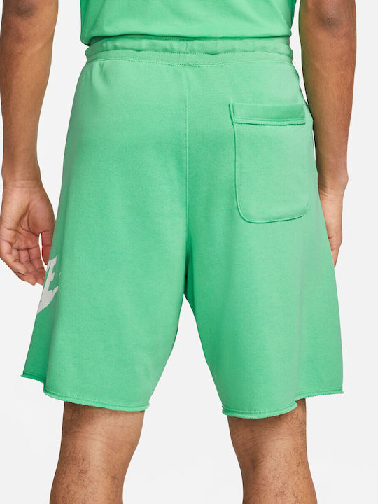 Nike Club Alumni Men's Athletic Shorts Green