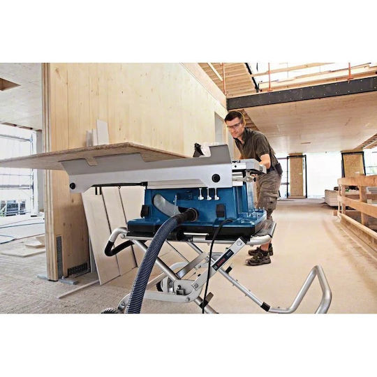 Bosch GTS 10 XC Дърводелски трион с мощност 2100W, Диаметър на диска за рязане 254мм и Скорост на рязане 3200обороти в минута