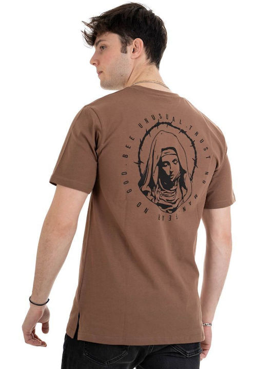 Bee. Unusual. Men's Short Sleeve T-shirt Light Brown