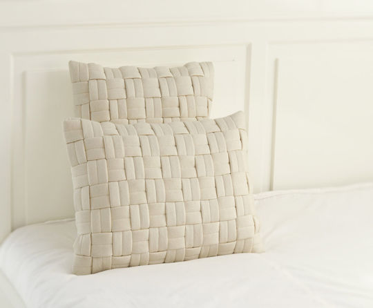 Liolios Home Throw Pillow Clusp